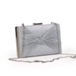bolso plateado fiesta